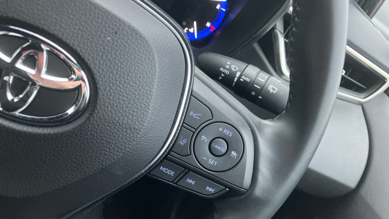 Toyota Corolla 1.8 VVT-i Hybrid Design 5dr CVT Hybrid Hatchback